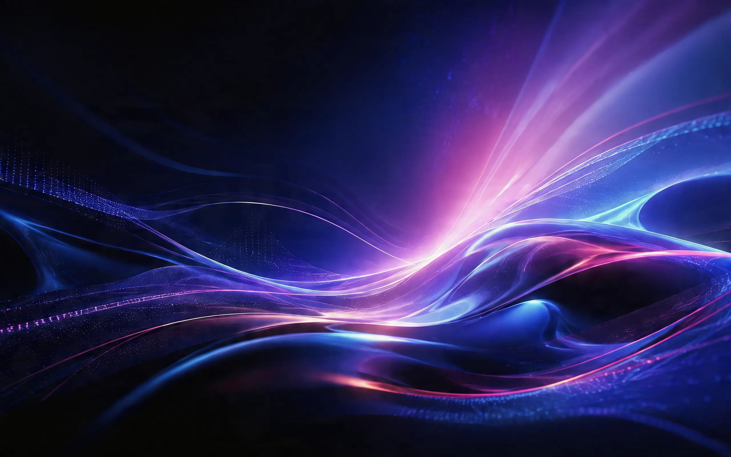 Weiche Lichtbahnen in Violett, Magenta und Blau, die sich auf dunklem Grund fächerförmig öffnen